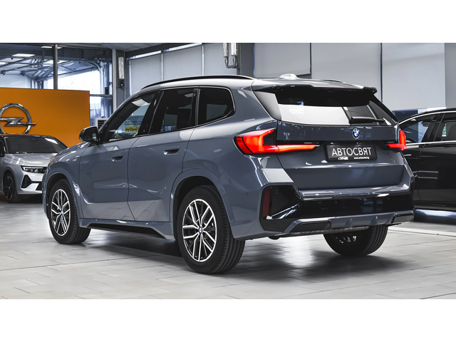 BMW X1 xDrive23i M Sport Mild Hybrid Steptronic - автомобили, коли, обяви за нови и употребявани 6