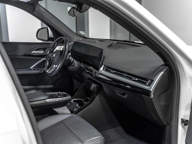 BMW X1 xDrive28i С РЕГИСТРАЦИЯ & АВТО КРЕДИТ - автомобили, коли, обяви за нови и употребявани 12