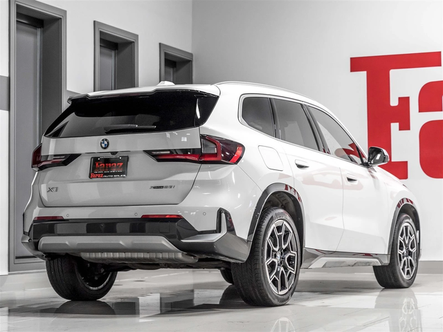 BMW X1 xDrive28i С РЕГИСТРАЦИЯ & АВТО КРЕДИТ - автомобили, коли, обяви за нови и употребявани 1