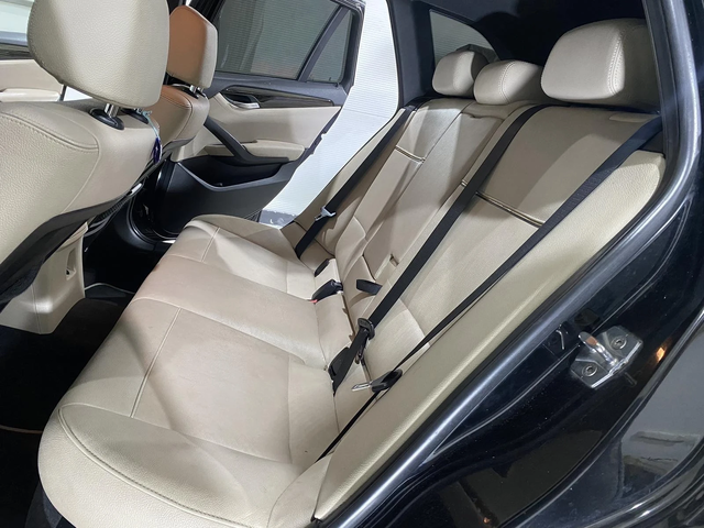 BMW X1 2.0D Xdrive - автомобили, коли, обяви за нови и употребявани 9