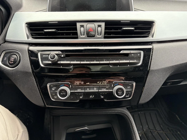 BMW X1 xDrive28i* АвтоКредит* (ЦЕНА ДО БГ) - автомобили, коли, обяви за нови и употребявани 10