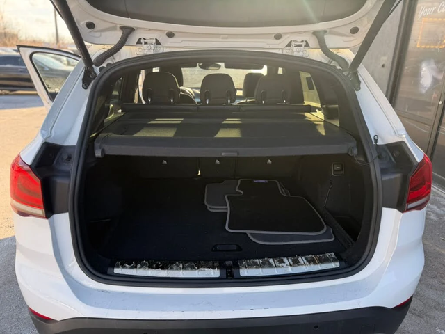 BMW X1 xDrive28i AWD АвтоКредит  (ЦЕНА ДО БГ) - автомобили, коли, обяви за нови и употребявани 2