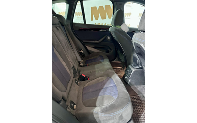 BMW X1 25d xDrive* M-Sport* Harman/Kardon* Camera* - автомобили, коли, обяви за нови и употребявани 10