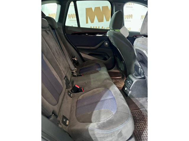 BMW X1 25d xDrive* M-Sport* Harman/Kardon* Camera* - автомобили, коли, обяви за нови и употребявани 10