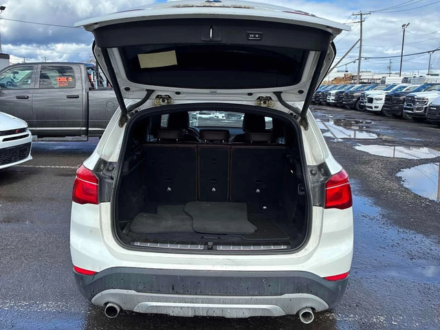 BMW X1 * xDrive28i * ПОДГРЕВ * КАМЕРА * NAVI - автомобили, коли, обяви за нови и употребявани 10