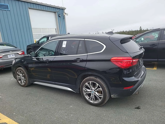 BMW X1 * xDrive28i * ПАНОРАМА* ПОЕГРЕВИ* ПАМЕТ* - автомобили, коли, обяви за нови и употребявани 3