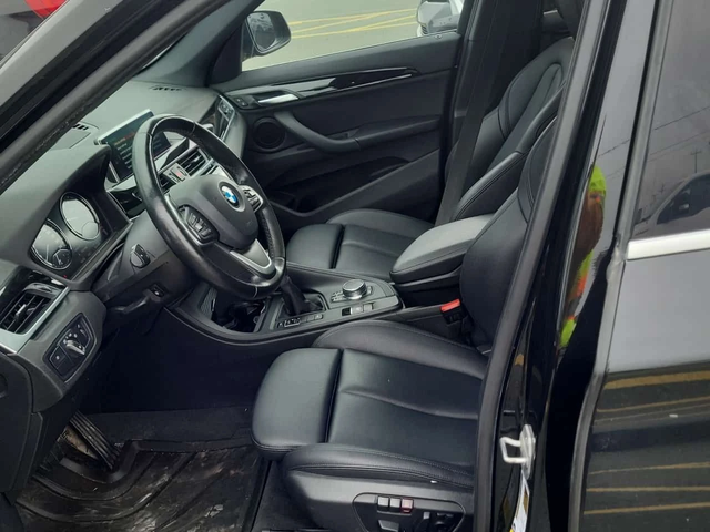 BMW X1 * xDrive28i * ПАНОРАМА* ПОЕГРЕВИ* ПАМЕТ* - автомобили, коли, обяви за нови и употребявани 4