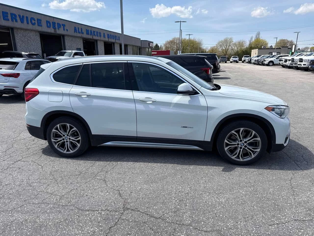 BMW X1 * xDrive28i * ПОДГРЕВИ * КАМЕРА * ПАМЕТ * NAVI - автомобили, коли, обяви за нови и употребявани 2
