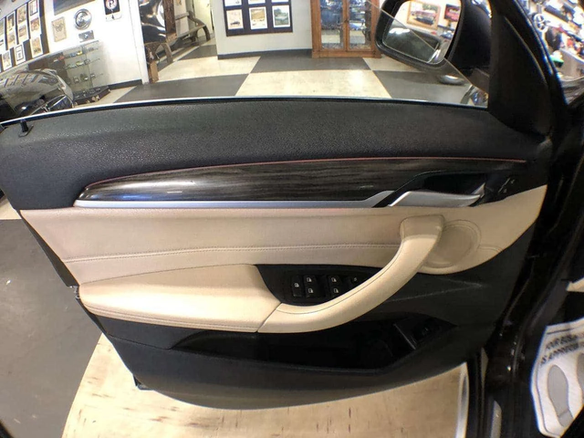 BMW X1 xDrive28i * PREMIUM PKG LEATHER PAN/ROOF NAVI - автомобили, коли, обяви за нови и употребявани 13