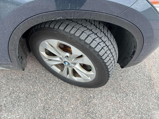 BMW X1 xDrive28i/CARFAX/Кожа/Памет/Подгрев/КЛИП/+ Гуми - автомобили, коли, обяви за нови и употребявани 9