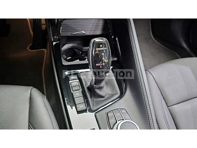 BMW X1 ПОДГРЕВИ * ПАНО * HEAD-UP * KEYLESS - автомобили, коли, обяви за нови и употребявани 12