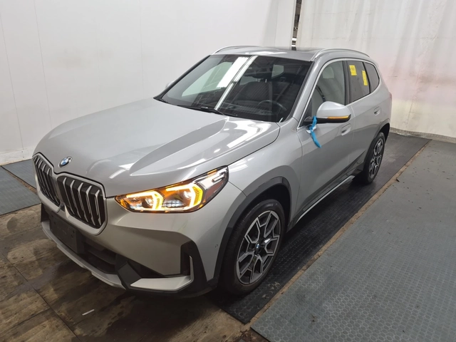 BMW X1 - автомобили, коли, обяви за нови и употребявани 0