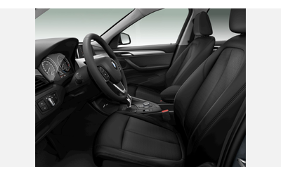 BMW X1 xDrive20d - автомобили, коли, обяви за нови и употребявани 7