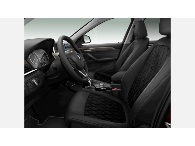 BMW X1 xDrive20i - автомобили, коли, обяви за нови и употребявани 7