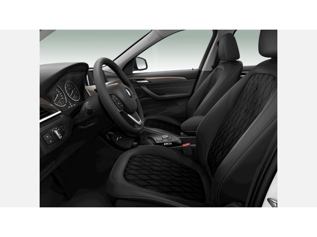 BMW X1 xDrive20i - автомобили, коли, обяви за нови и употребявани 7