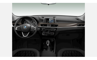 BMW X1 xDrive20i - автомобили, коли, обяви за нови и употребявани 9