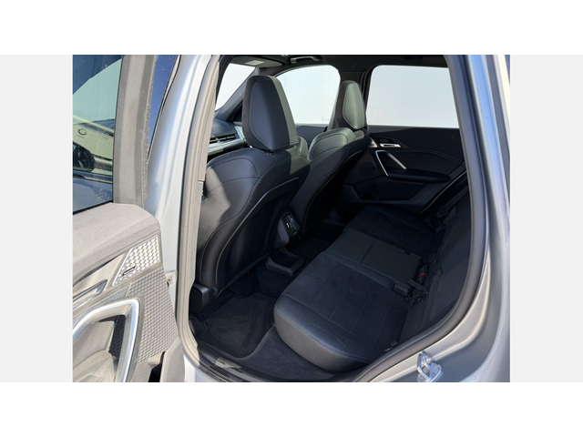 BMW X1 xDrive23d - автомобили, коли, обяви за нови и употребявани 9