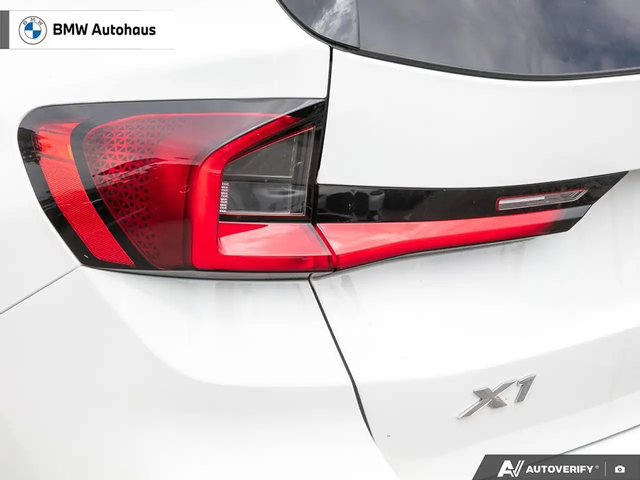 BMW X1 xDrive28i PREMIUM ESSENTIAL | UNIVERSAL GARAGE DOO All Wheel Drive - автомобили, коли, обяви за нови и употребявани 11