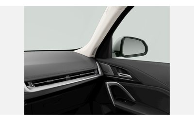 BMW X1 xDrive30e - автомобили, коли, обяви за нови и употребявани 10