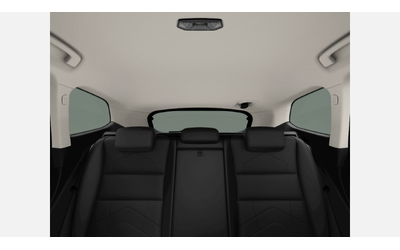 BMW X1 xDrive30e - автомобили, коли, обяви за нови и употребявани 11