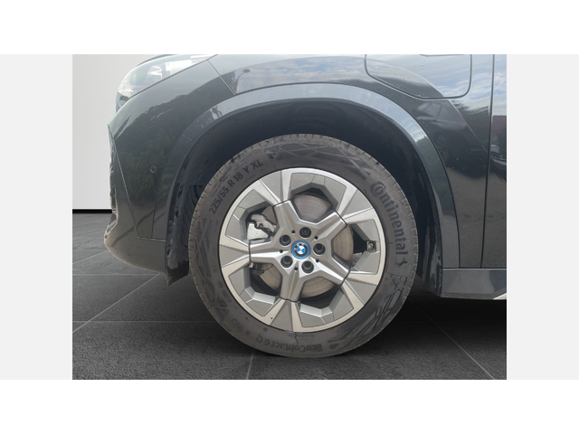 BMW X1 xDrive30e - автомобили, коли, обяви за нови и употребявани 4