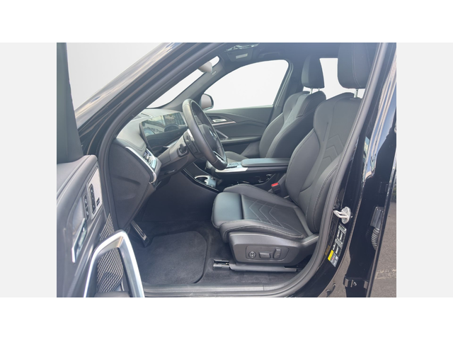 BMW X1 xDrive30e - автомобили, коли, обяви за нови и употребявани 5