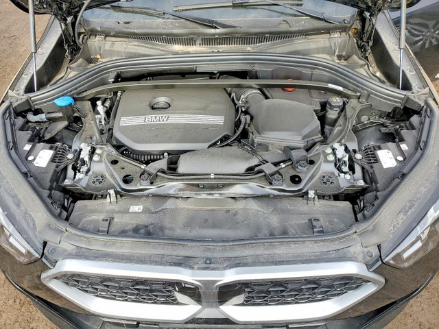 BMW X2 2.0L 4 ALL WHEEL DRIVE - автомобили, коли, обяви за нови и употребявани 10