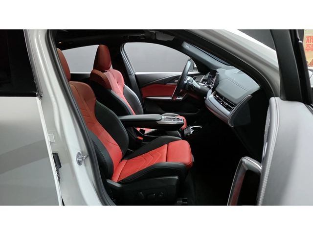 BMW X2 xDrive20i M Sport - автомобили, коли, обяви за нови и употребявани 11