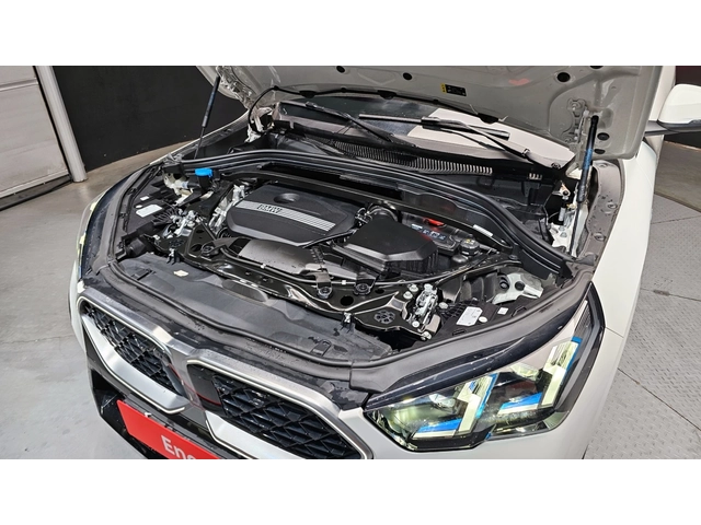 BMW X2 xDrive20i M Sport - автомобили, коли, обяви за нови и употребявани 5