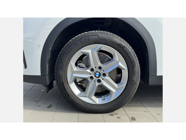 BMW X2 sDrive20i - автомобили, коли, обяви за нови и употребявани 4