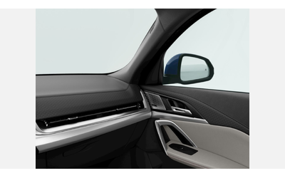 BMW X2 sDrive20i - автомобили, коли, обяви за нови и употребявани 10