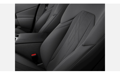 BMW X3 20 xDrive - автомобили, коли, обяви за нови и употребявани 8