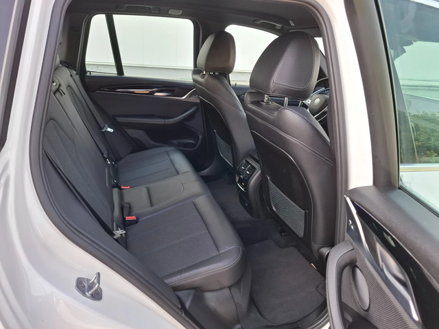 BMW X3 2.0X-drive Navi Кожа - автомобили, коли, обяви за нови и употребявани 9