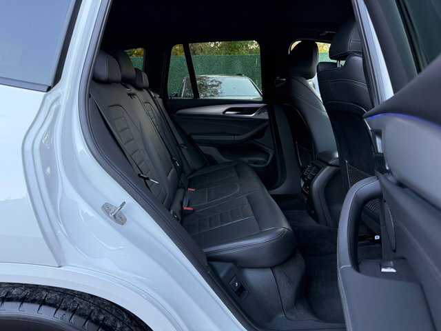 BMW X3 3.0d M Pack/xDrive/Швейцария - автомобили, коли, обяви за нови и употребявани 16