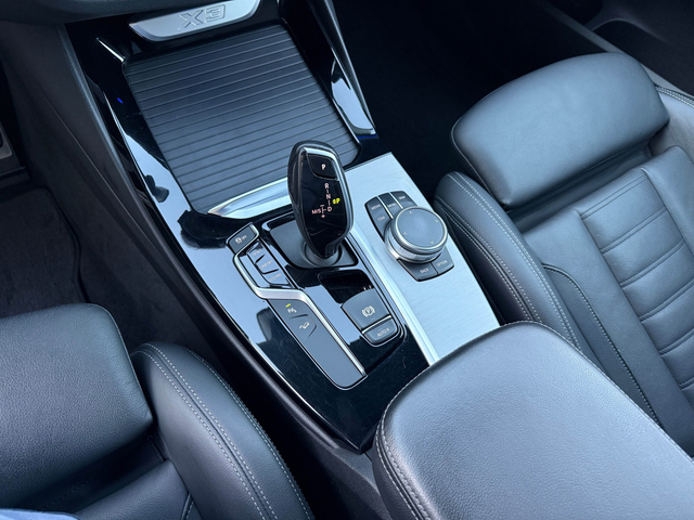 BMW X3 3.0d M Pack/xDrive/Швейцария - автомобили, коли, обяви за нови и употребявани 28