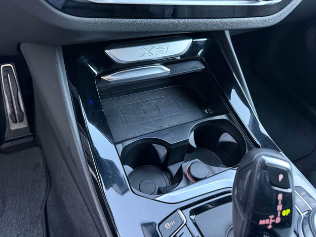 BMW X3 3.0d M Pack/xDrive/Швейцария - автомобили, коли, обяви за нови и употребявани 32