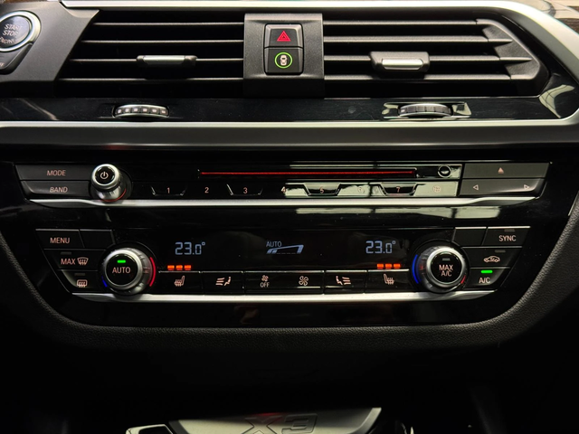 BMW X3 xDrive30i Подгрев* Камера* Navi* Ел. седалки - автомобили, коли, обяви за нови и употребявани 10