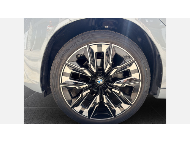 BMW X3 30e xDrive - автомобили, коли, обяви за нови и употребявани 4