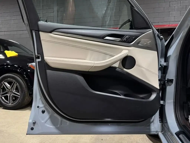 BMW X3 M-pkg* Shadow Line* Adaptive LED* Ambient* Пано* П - автомобили, коли, обяви за нови и употребявани 16