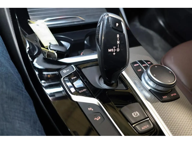 BMW X3 30i* М-Pack* Head-up* Harman/Kardon* Подгрев* Пано - автомобили, коли, обяви за нови и употребявани 9