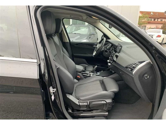 BMW X3 20d xDrive - автомобили, коли, обяви за нови и употребявани 2