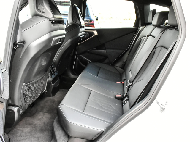 BMW X3 xDrive30I Premium С РЕГИСТРАЦИЯ & АВТО КРЕДИТ - автомобили, коли, обяви за нови и употребявани 8