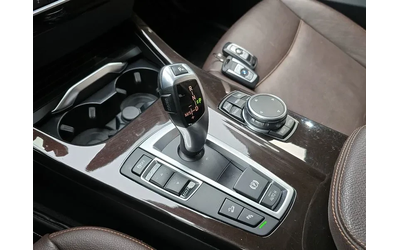 BMW X3 xDrive 20D - автомобили, коли, обяви за нови и употребявани 8