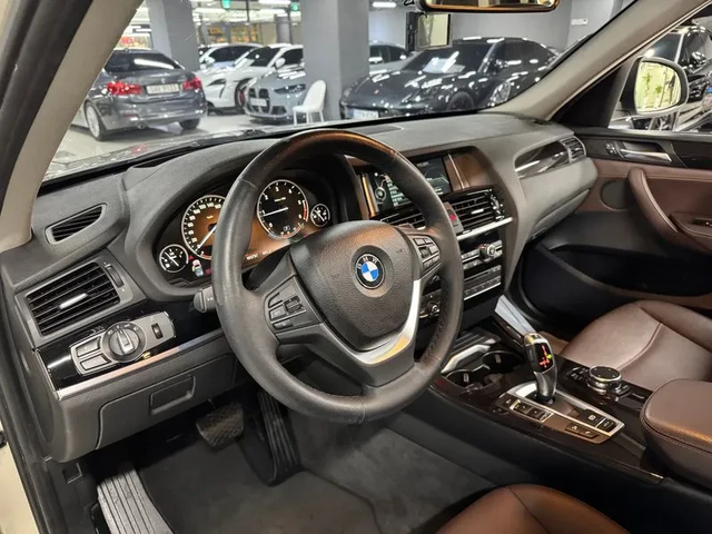 BMW X3 xDrive 20D - автомобили, коли, обяви за нови и употребявани 3