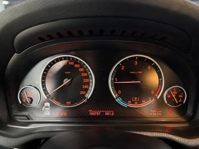 BMW X3 xDrive 20D - автомобили, коли, обяви за нови и употребявани 4