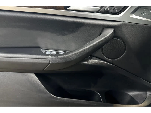 BMW X3 xDrive30i* AWD* АвтоКредит* (ЦЕНА ДО БГ)* - автомобили, коли, обяви за нови и употребявани 16