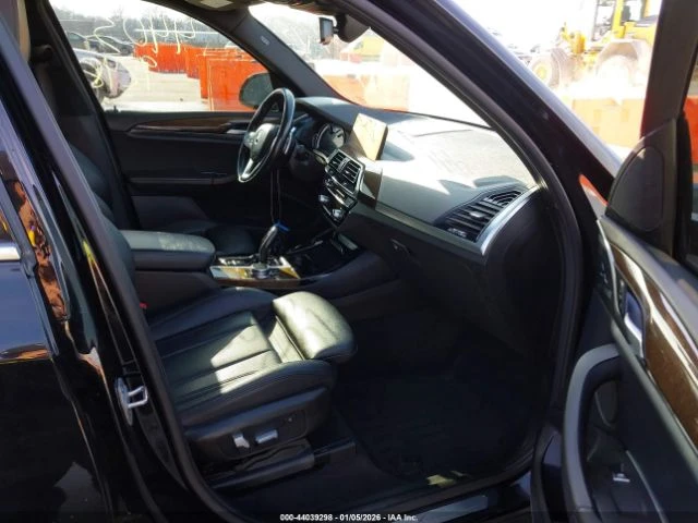 BMW X3 xDrive* Панорама* Камера* Парктроник* Памет* - автомобили, коли, обяви за нови и употребявани 9