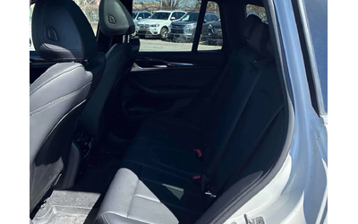 BMW X3 xDrive30i| ОТ ПРЕДСТАВИТЕЛСТВО| КЛИПОВЕ| CARFAX - автомобили, коли, обяви за нови и употребявани 13