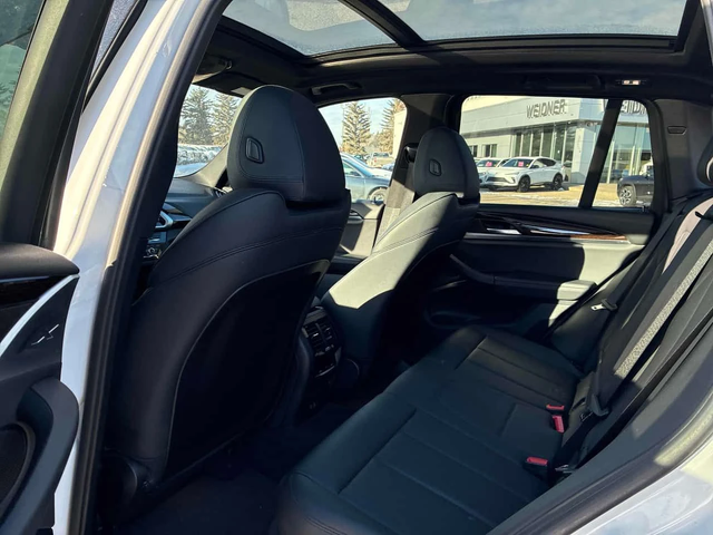 BMW X3 * xDrive30e * ПОДГРЕВ* PANO* KEYLESS* - автомобили, коли, обяви за нови и употребявани 11