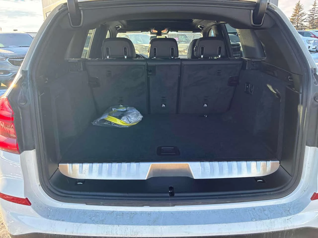 BMW X3 * xDrive30e * ПОДГРЕВ* PANO* KEYLESS* - автомобили, коли, обяви за нови и употребявани 12